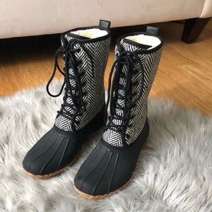 Size 6 (fits more like 5.5) NWOT Sociology brand